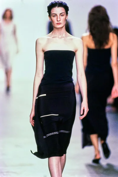 Look 37